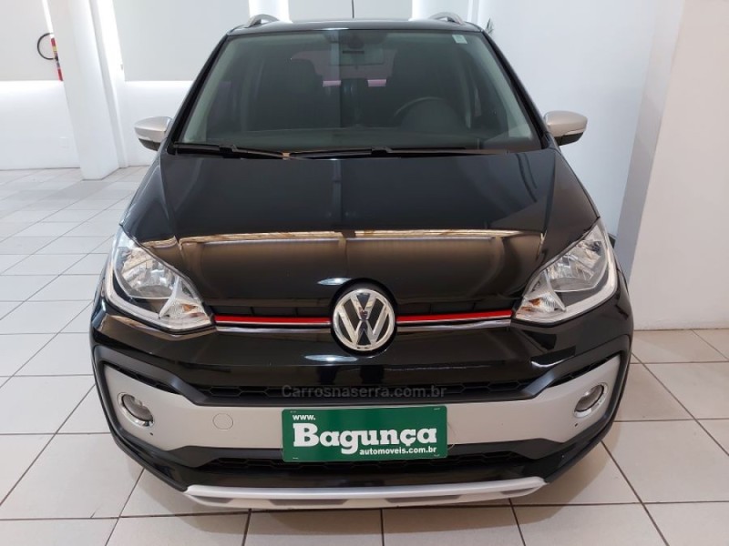 CROSS UP 1.0 TSI 12V FLEX 4P MANUAL - 2019 - NOVO HAMBURGO