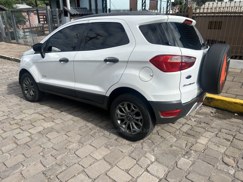 ECOSPORT 2.0 FREESTYLE 4WD 16V FLEX 4P MANUAL - 2015 - BENTO GONçALVES