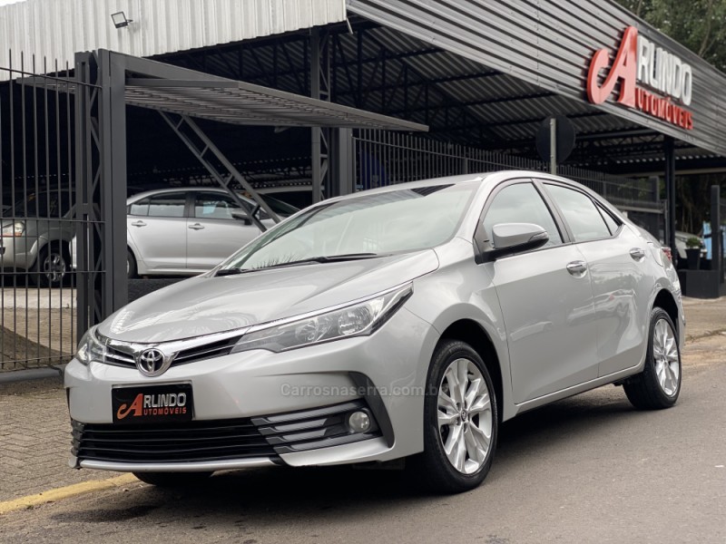 COROLLA 2.0 XEI 16V FLEX 4P AUTOMÁTICO - 2018 - PAROBé