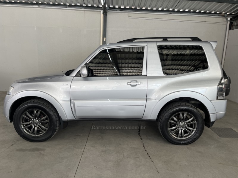 PAJERO FULL 3.8 HPE 4X4 V6 24V GASOLINA 2P AUTOMÁTICO - 2012 - CAXIAS DO SUL