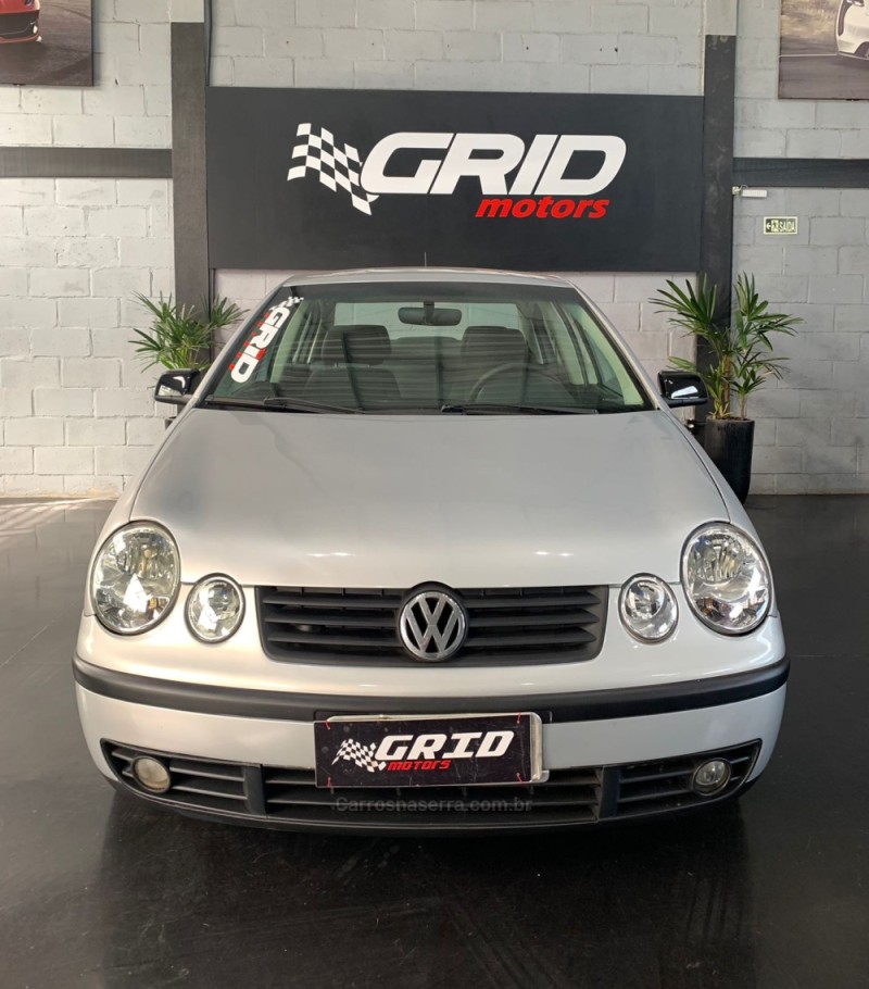 POLO SEDAN 1.6 8V GASOLINA 4P MANUAL - 2005 - ESTâNCIA VELHA