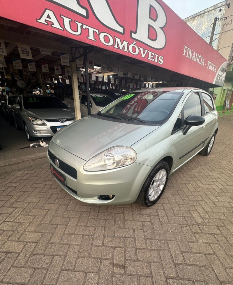 PUNTO 1.4 ELX 8V FLEX 4P MANUAL - 2010 - PAROBé