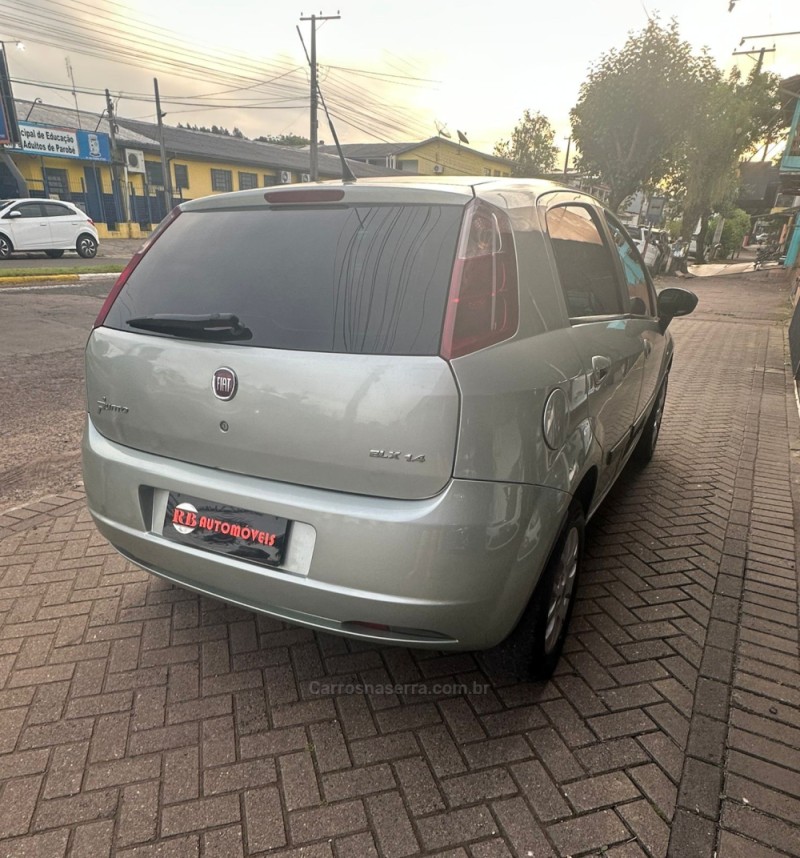 PUNTO 1.4 ELX 8V FLEX 4P MANUAL - 2010 - PAROBé