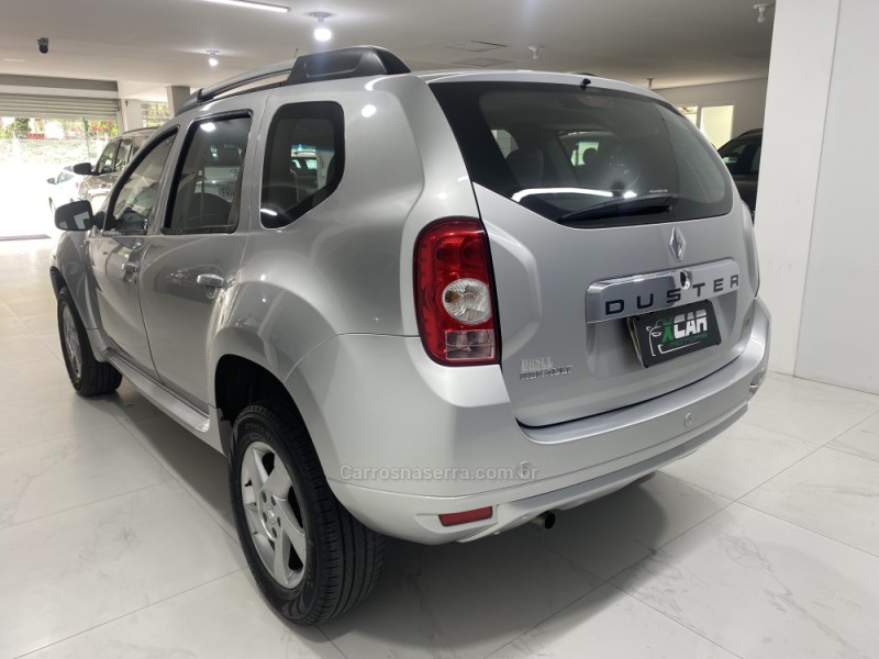 DUSTER 1.6 DYNAMIQUE 4X2 16V FLEX 4P MANUAL - 2013 - BENTO GONçALVES