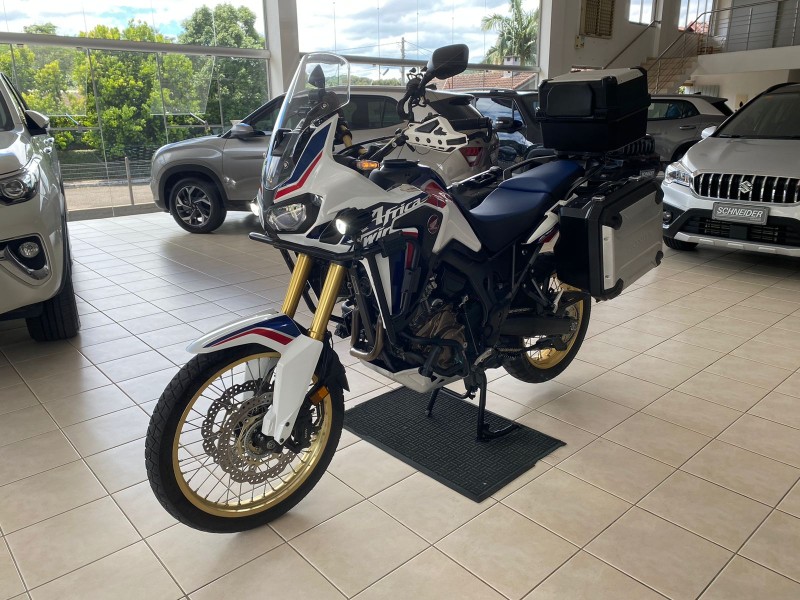 CRF 1000L AFRICA TWIN  - 2017 - NOVA PETRóPOLIS