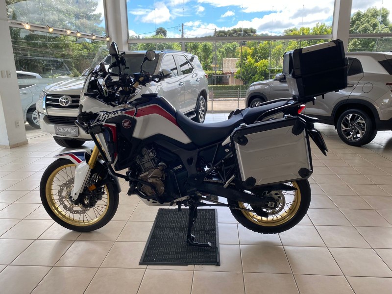 CRF 1000L AFRICA TWIN  - 2017 - NOVA PETRóPOLIS