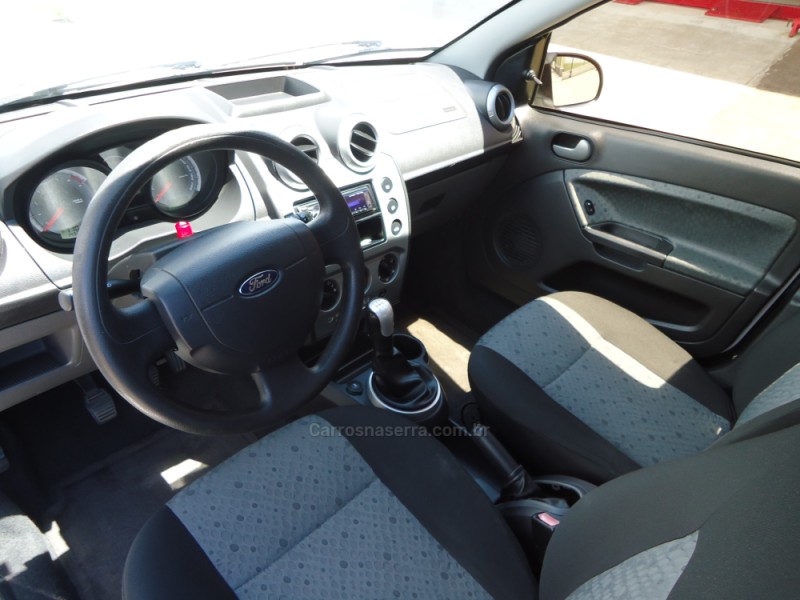 FIESTA 1.6 ROCAM SE PLUS 8V FLEX 4P MANUAL - 2014 - SANTA CLARA DO SUL