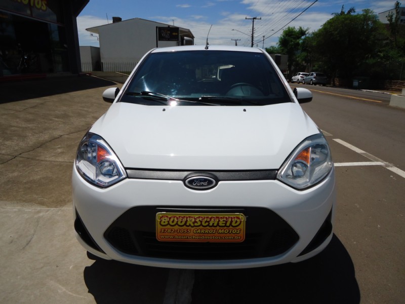 FIESTA 1.6 ROCAM SE PLUS 8V FLEX 4P MANUAL - 2014 - SANTA CLARA DO SUL