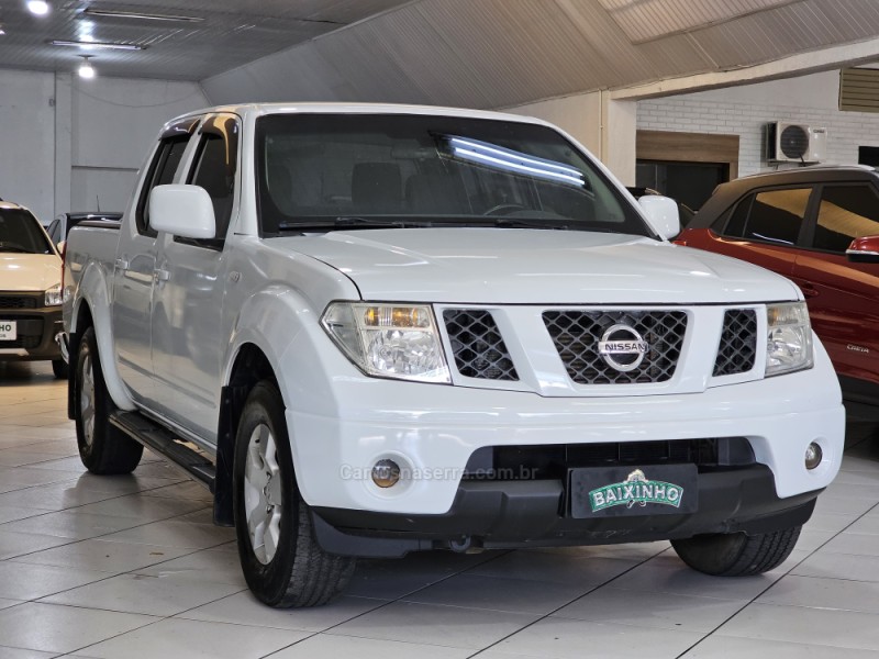 FRONTIER 2.5 XE 4X2 CD TURBO ELETRONIC DIESEL 4P MANUAL - 2013 - SAPUCAIA DO SUL