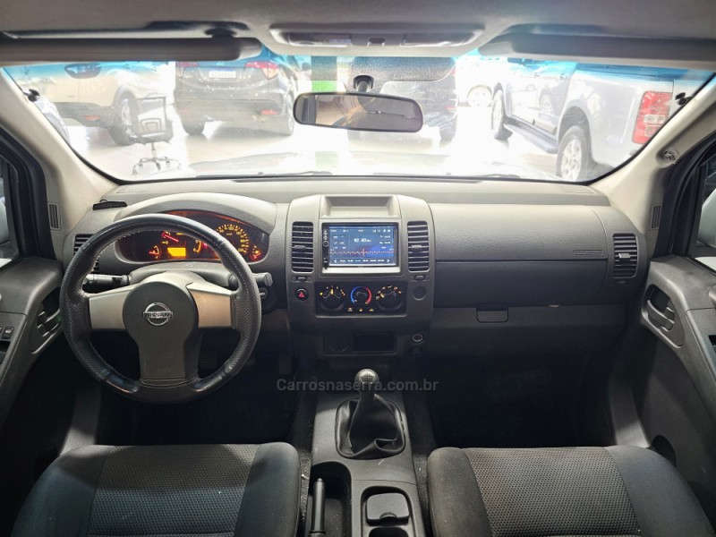 FRONTIER 2.5 XE 4X2 CD TURBO ELETRONIC DIESEL 4P MANUAL - 2013 - SAPUCAIA DO SUL