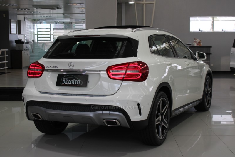 GLA 250 2.0 16V TURBO GASOLINA SPORT 4P AUTOMÁTICO - 2016 - CAXIAS DO SUL