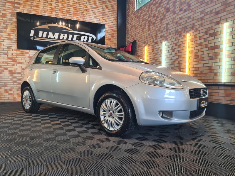 PUNTO 1.4 ATTRACTIVE 8V FLEX 4P MANUAL - 2012 - FARROUPILHA