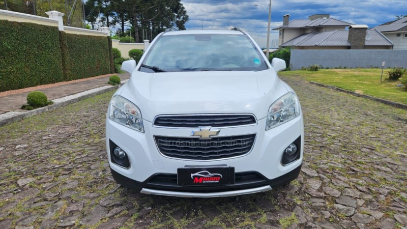 TRACKER 1.8 MPFI LTZ 4X2 16V FLEX 4P AUTOMÁTICO - 2015 - IVOTI