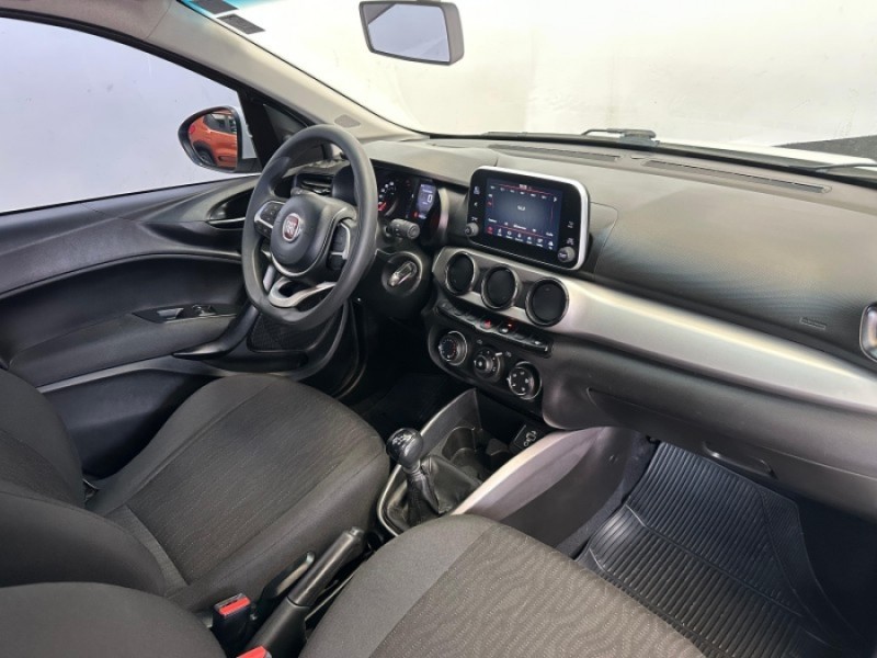 CRONOS 1.3 DRIVE 8V FLEX 4P MANUAL - 2019 - CAXIAS DO SUL