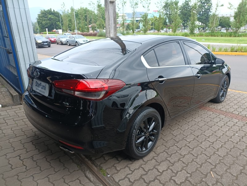 CERATO 1.6 16V SX4 FLEX 4P AUTOMÁTICO - 2017 - BOM PRINCíPIO