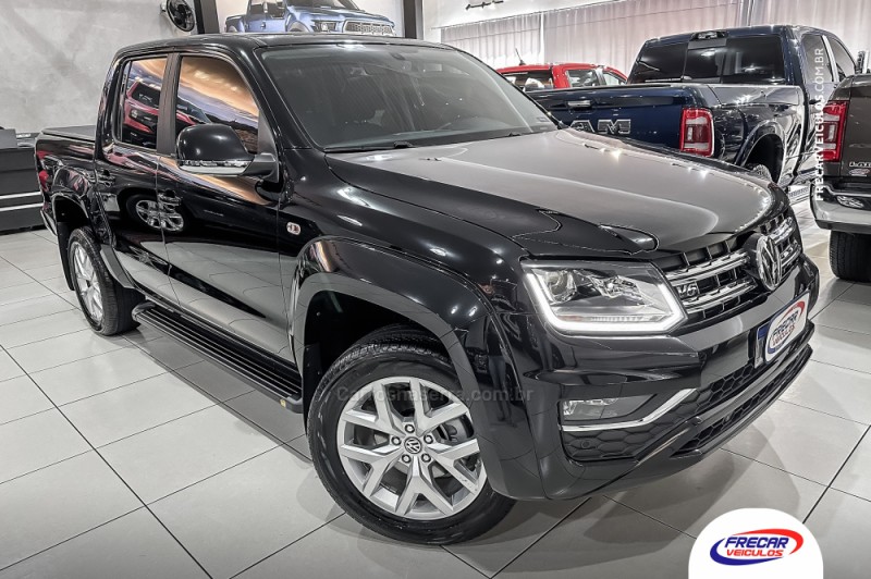 AMAROK 3.0 V6 TDI HIGHLINE CD DIESEL 4MOTION AUTOMÁTICO - 2023 - SARANDI