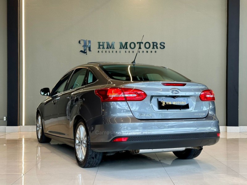 FOCUS 2.0 TITANIUM PLUS SEDAN 16V FLEX 4P AUTOMÁTICO - 2017 - CAXIAS DO SUL