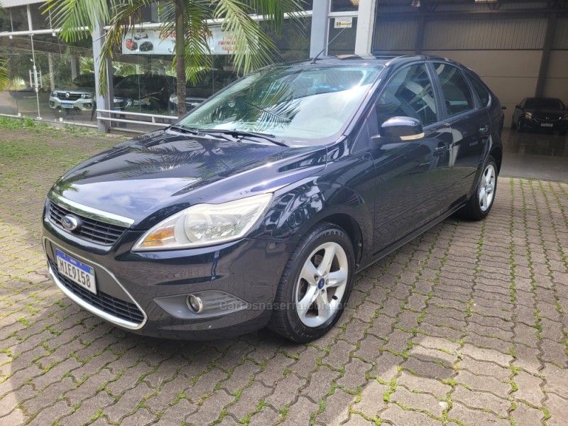 FOCUS 2.0 16V FLEX 4P AUTOMÁTICO - 2012 - NOVA PRATA