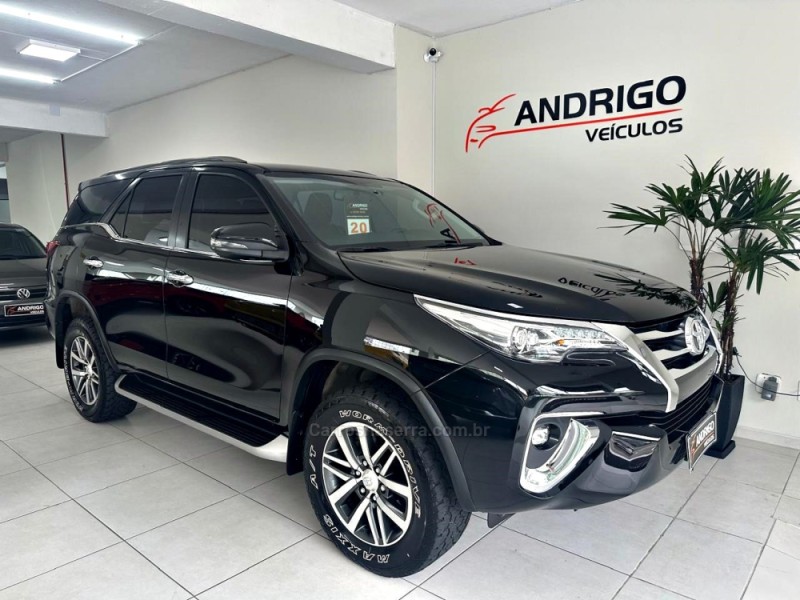 hilux sw4 2.8 srx 4x4 7 lugares 16v turbo intercooler diesel 4p automatico 2020 caxias do sul