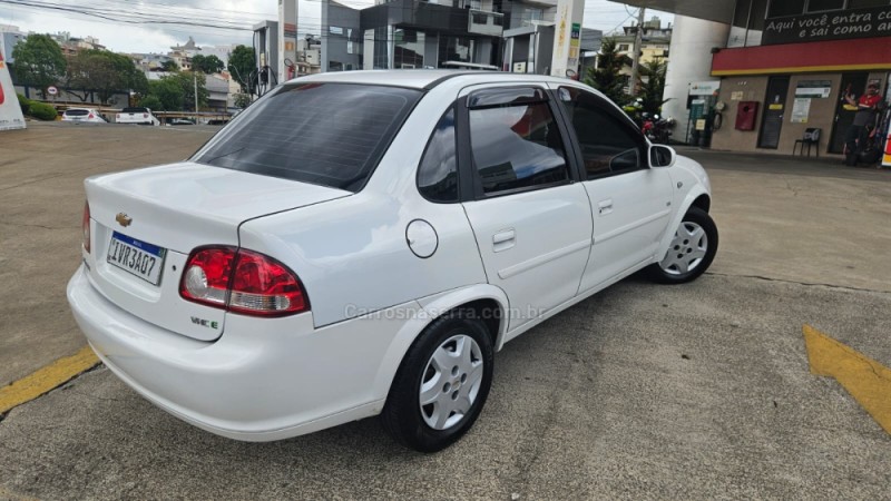 CLASSIC 1.0 MPFI LS 8V FLEX 4P MANUAL - 2011 - CAXIAS DO SUL