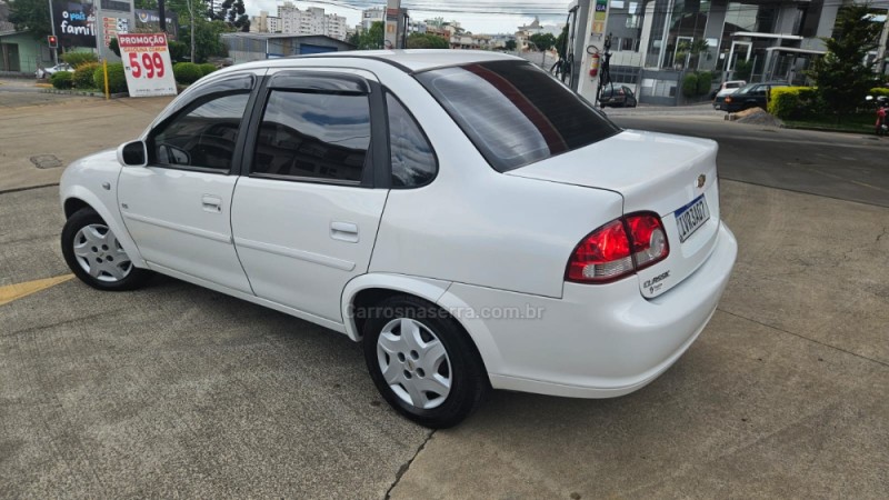 CLASSIC 1.0 MPFI LS 8V FLEX 4P MANUAL - 2011 - CAXIAS DO SUL