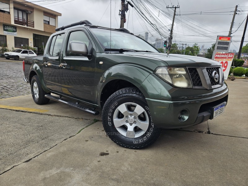 FRONTIER 2.5 LE 4X4 CD TURBO ELETRONIC DIESEL 4P AUTOMÁTICO - 2013 - CAXIAS DO SUL