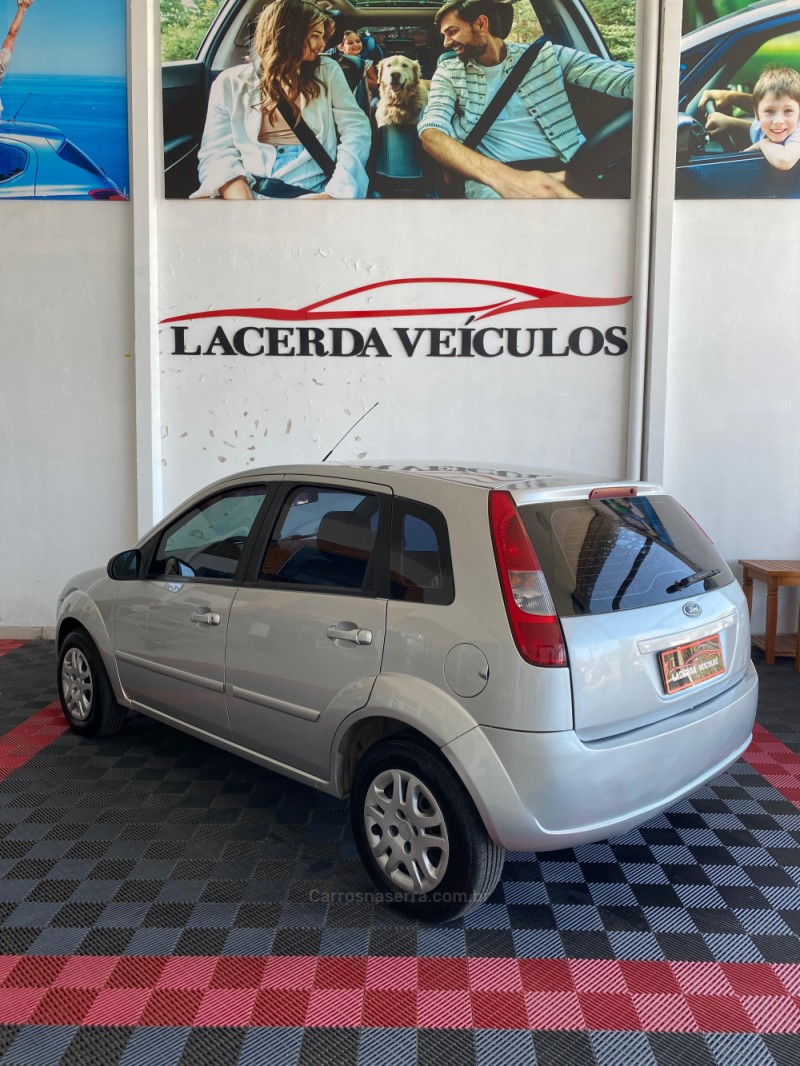 FIESTA 1.0 SE 8V FLEX 4P MANUAL - 2004 - TAQUARA