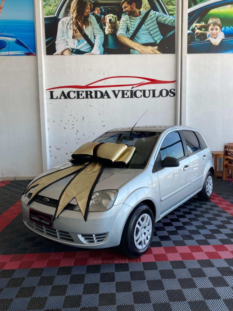 FIESTA 1.0 SE 8V FLEX 4P MANUAL - 2004 - TAQUARA