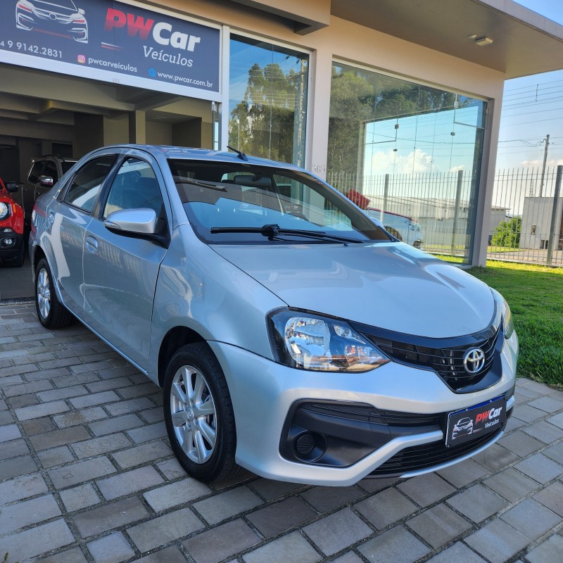 ETIOS 1.5 X PLUS SEDAN 16V FLEX 4P AUTOMÁTICO - 2020 - BENTO GONçALVES