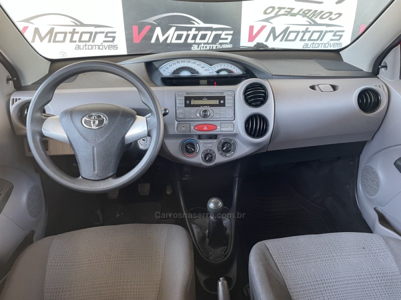 ETIOS 1.3 XS 16V FLEX 4P MANUAL - 2013 - PAROBé