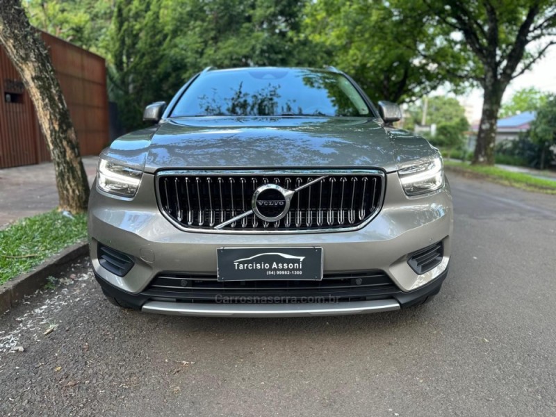 XC 40 1.5 T5 HÍBRIDO R-DESIGN FWD - 2021 - ERECHIM