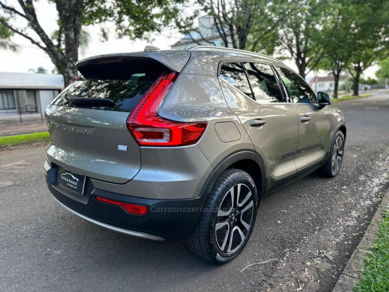 XC 40 1.5 T5 HÍBRIDO R-DESIGN FWD - 2021 - ERECHIM