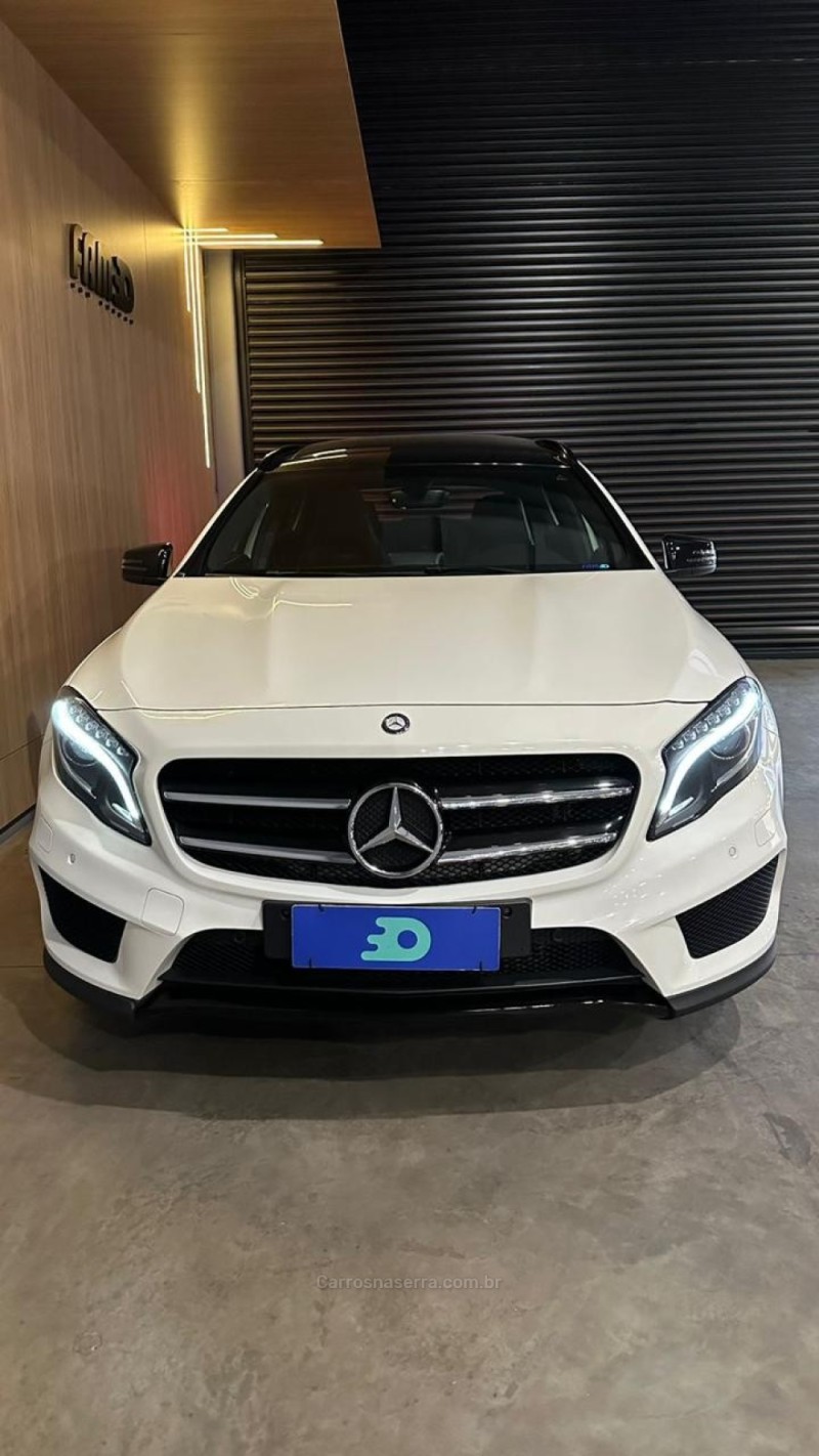 GLA 250 2.0 SPORT 16V TURBO 4X2 4P AUTOMÁTICA - 2015 - LAJEADO