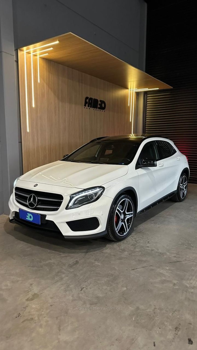 GLA 250 2.0 SPORT 16V TURBO 4X2 4P AUTOMÁTICA - 2015 - LAJEADO