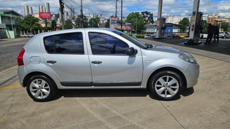 SANDERO 1.0 EXPRESSION 16V FLEX 4P MANUAL - 2010 - CAXIAS DO SUL