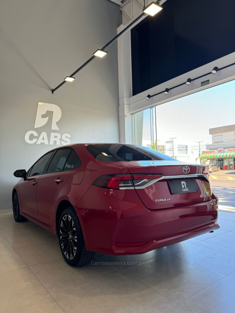 COROLLA 2.0 XEI 16V FLEX 4P AUTOMÁTICO - 2023 - LAJEADO