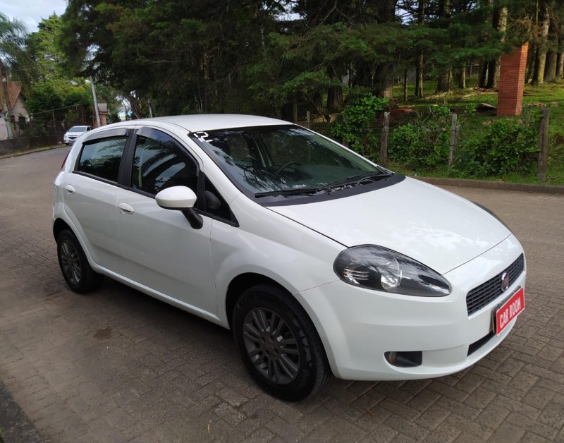 PUNTO 1.4 ATTRACTIVE 8V FLEX 4P MANUAL - 2012 - CAXIAS DO SUL