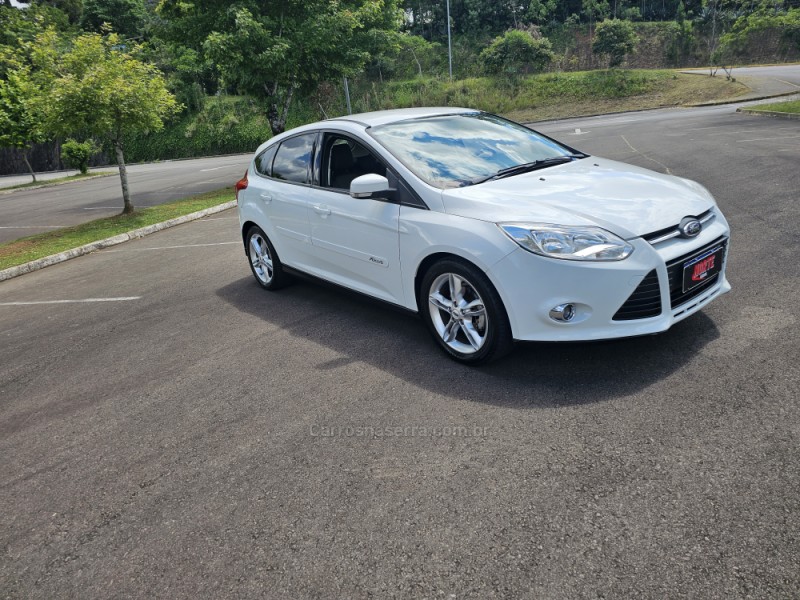 focus 2.0 se hatch 16v flex 4p auto 2015 bento goncalves