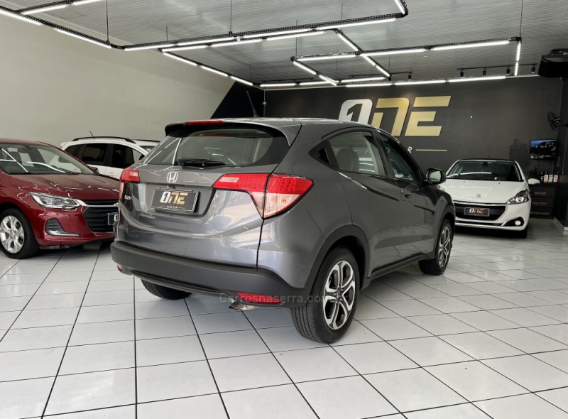 HR-V 1.8 16V FLEX LX 4P AUTOMÁTICO - 2017 - PASSO FUNDO