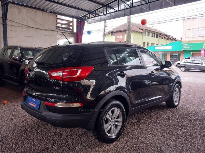 SPORTAGE 2.0 LX3 G2 4X2 16V GASOLINA 4P MANUAL - 2012 - CANELA