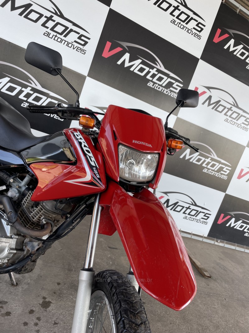 NXR 125 BROS ES - 2015 - PAROBé