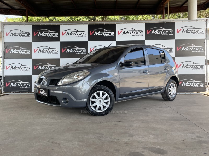 SANDERO 1.0 AUTHENTIQUE 16V FLEX 4P MANUAL - 2009 - PAROBé