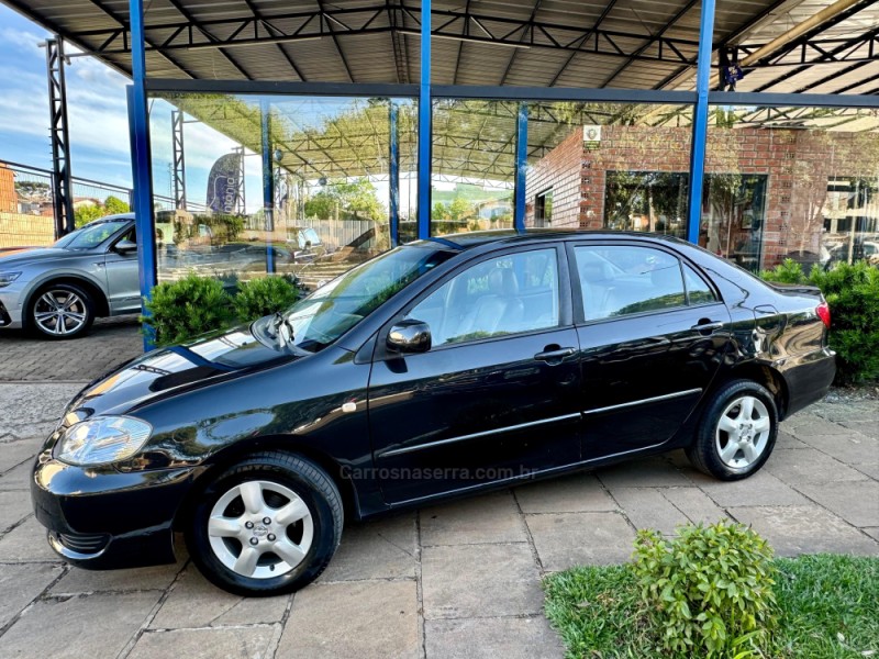 COROLLA 1.8 XEI 16V GASOLINA 4P AUTOMÁTICO - 2005 - LAGOA VERMELHA