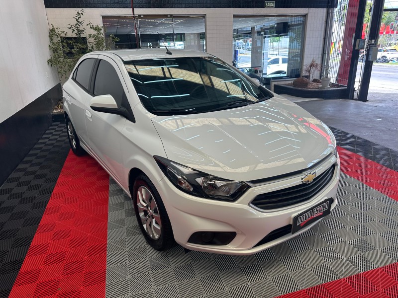 ONIX 1.4 MPFI LT 8V FLEX 4P MANUAL - 2018 - CAXIAS DO SUL