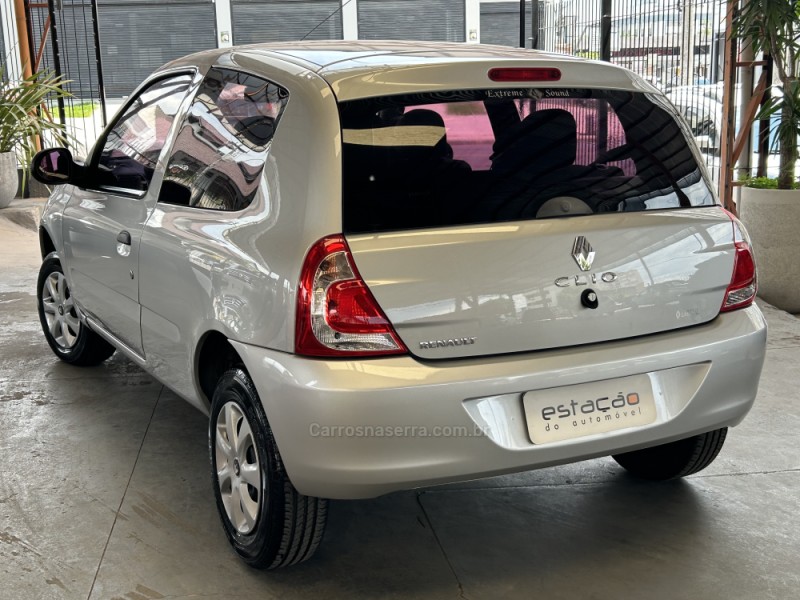 CLIO 1.0 AUTHENTIQUE 16V FLEX 2P MANUAL - 2014 - NOVO HAMBURGO