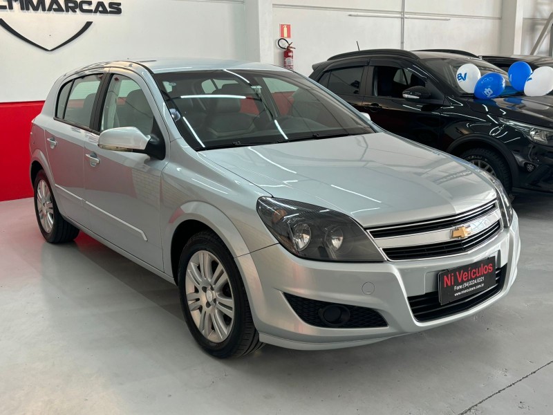 VECTRA 2.0 MPFI GT HATCH 8V FLEX 4P MANUAL - 2011 - CAXIAS DO SUL