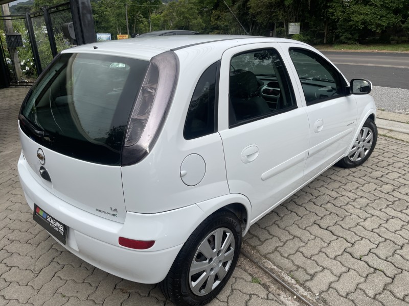 CORSA 1.4 MPFI PREMIUM 8V FLEX 4P MANUAL - 2010 - NOVA PETRóPOLIS