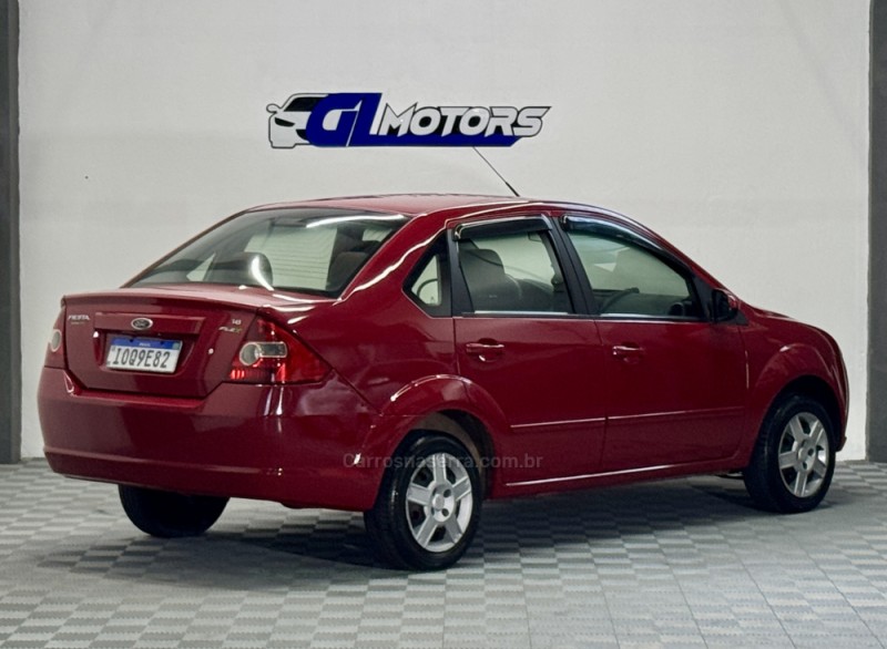 FIESTA 1.6 ROCAM SEDAN 8V FLEX 4P MANUAL - 2008 - NOVO HAMBURGO