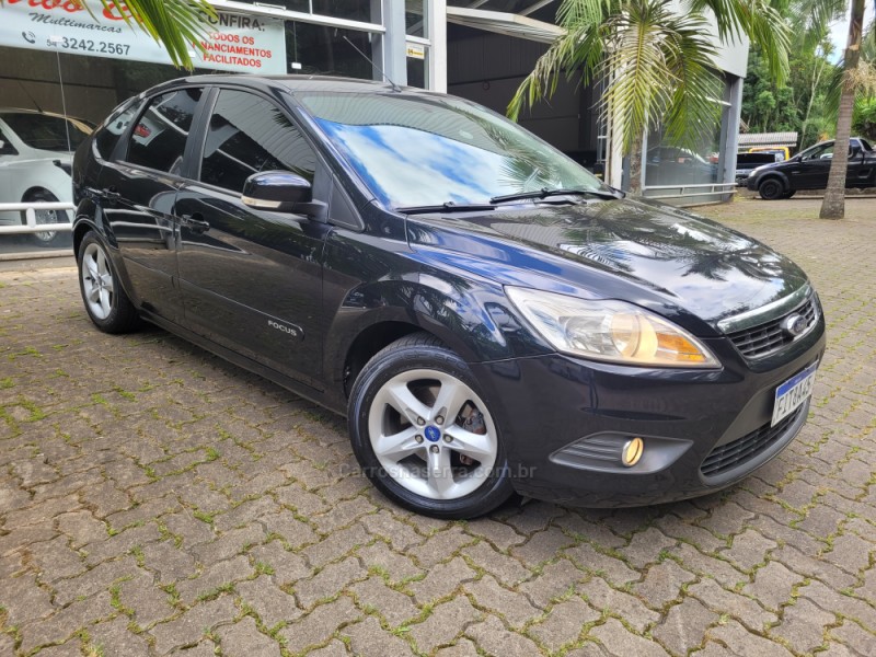 focus 1.6 glx 16v flex 4p manual 2013 nova prata