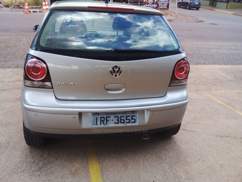 POLO 1.6 MI 8V E-FLEX 4P MANUAL - 2011 - ARROIO DO MEIO